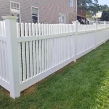 Service - Residential Fence Cleaning 4